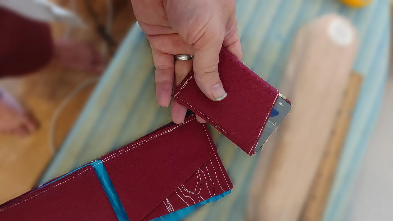 wallet-2.png